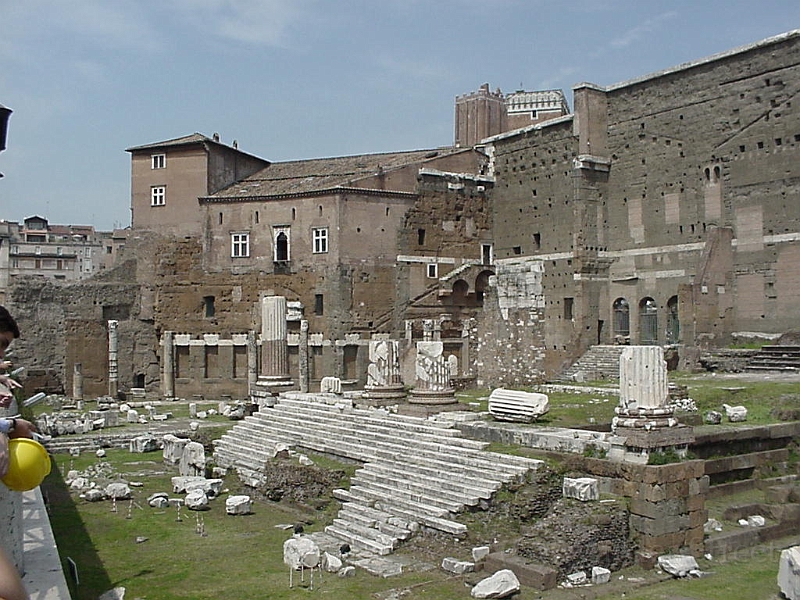 Roman Forum or Collesium 07.jpg